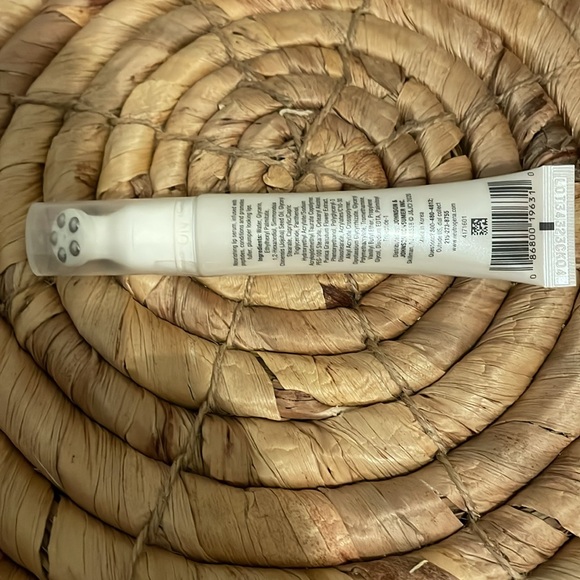 Neutrogena - Picture 7 of 9